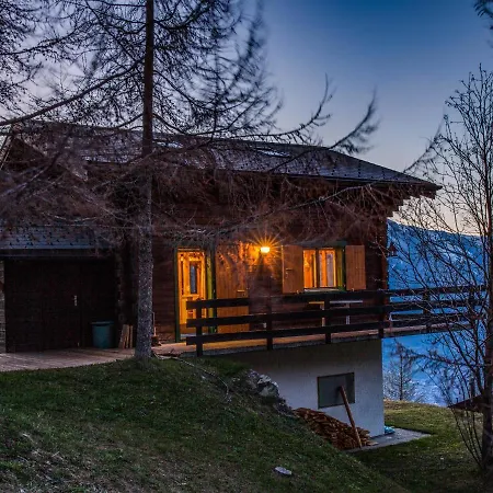 Chalet Les Marmottes シャレー *